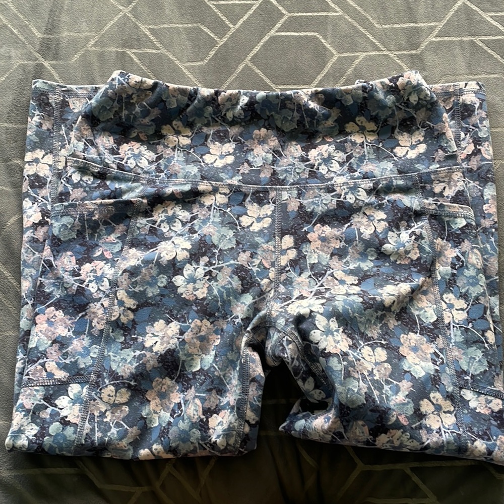 floral print leggings